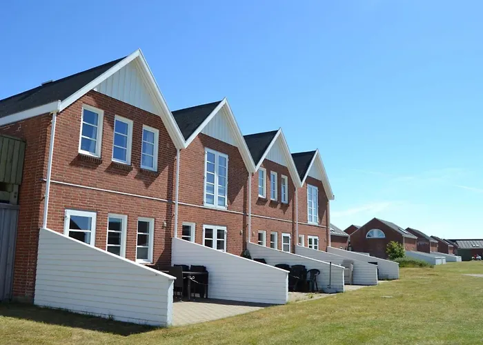 Apartment Fraya - 2-3km From The Sea By Interhome